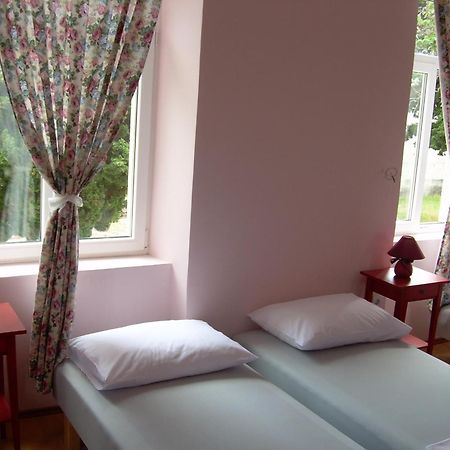 Phara Hostel Gdinj ภายนอก รูปภาพ