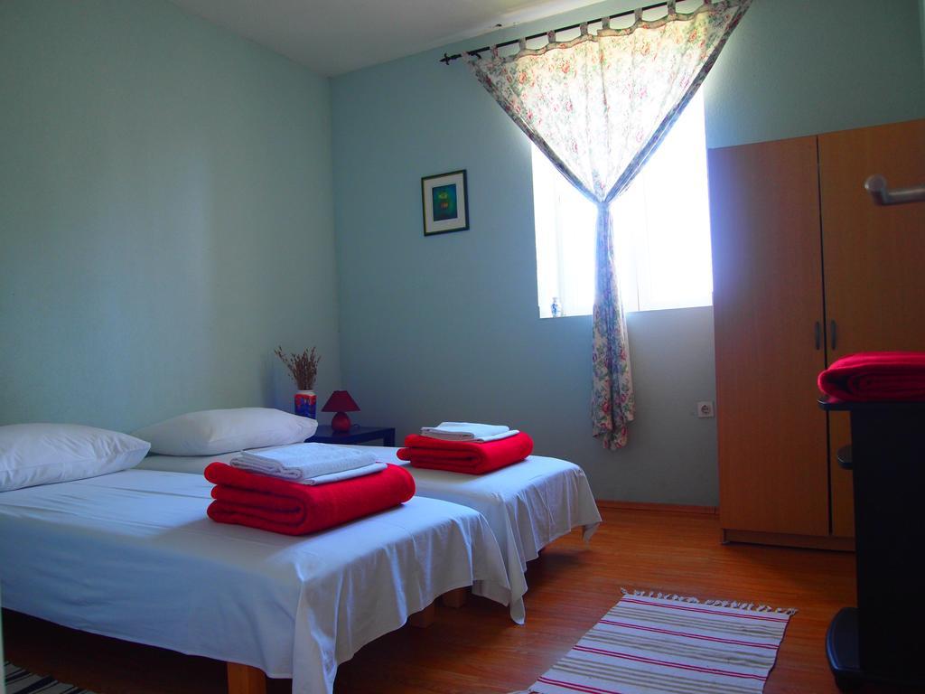 Phara Hostel Gdinj ภายนอก รูปภาพ