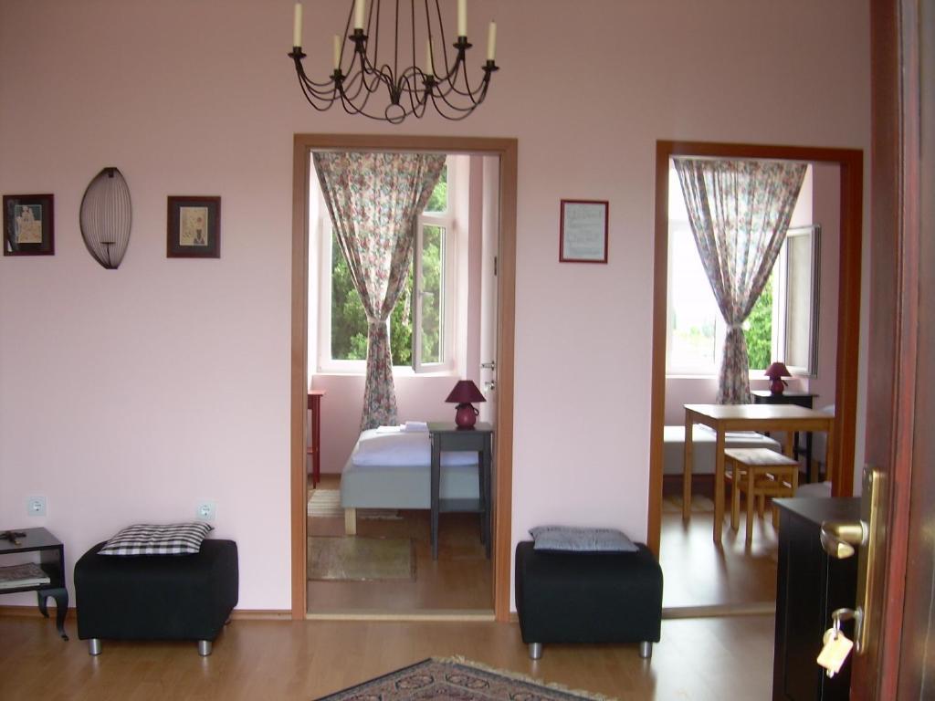 Phara Hostel Gdinj ภายนอก รูปภาพ